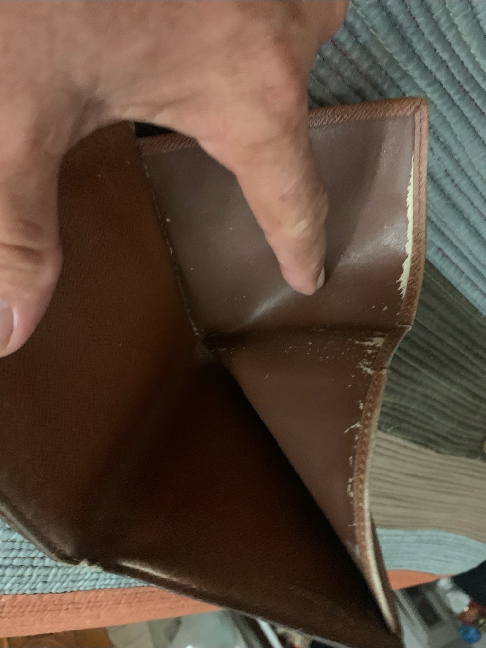 Louis Vuitton Monogram Brown & Gold Card Holder - Picture 4 of 6